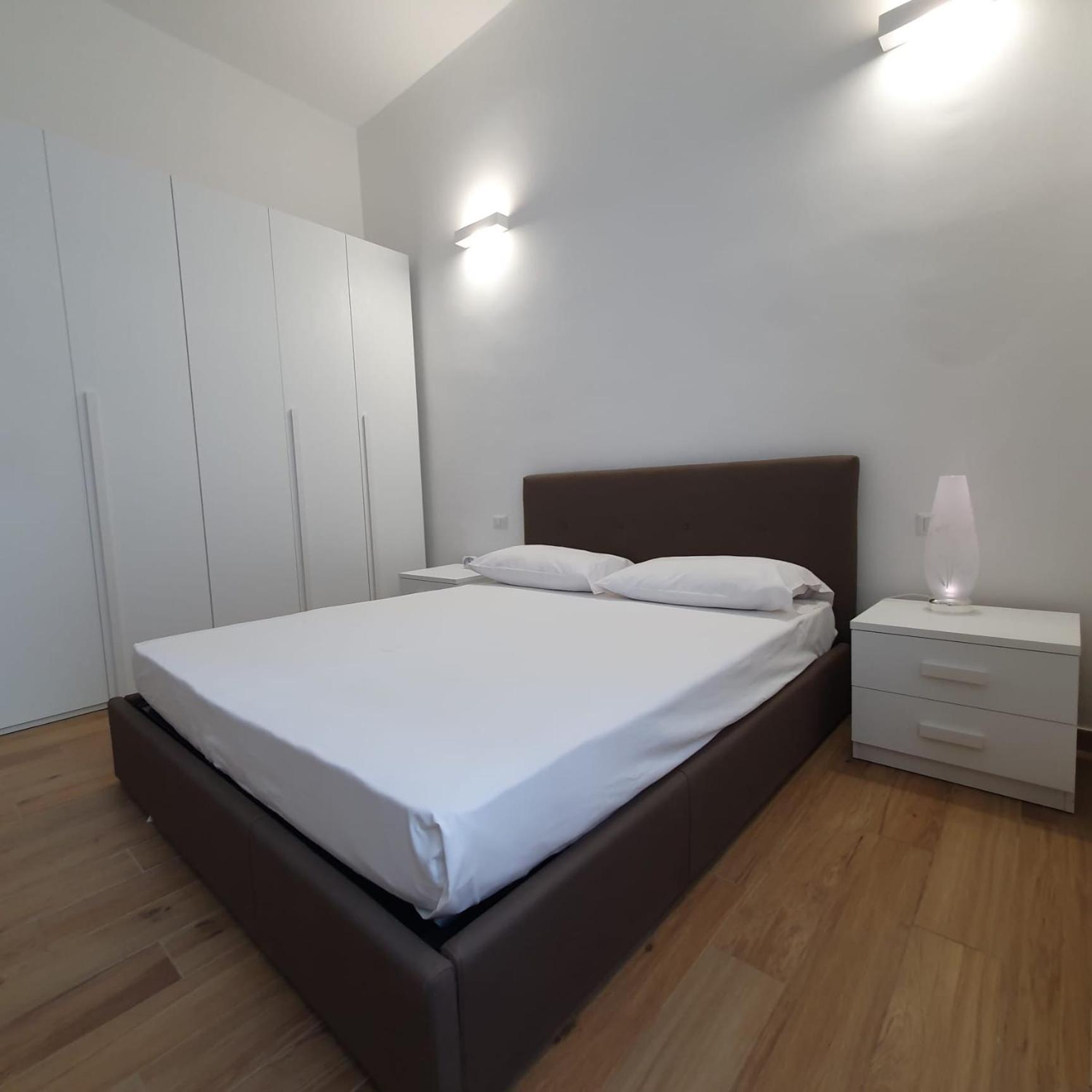 Апартаменты Bnbutler - Grasselli, 8 - Comfy And Newly Renovated Милан Экстерьер фото